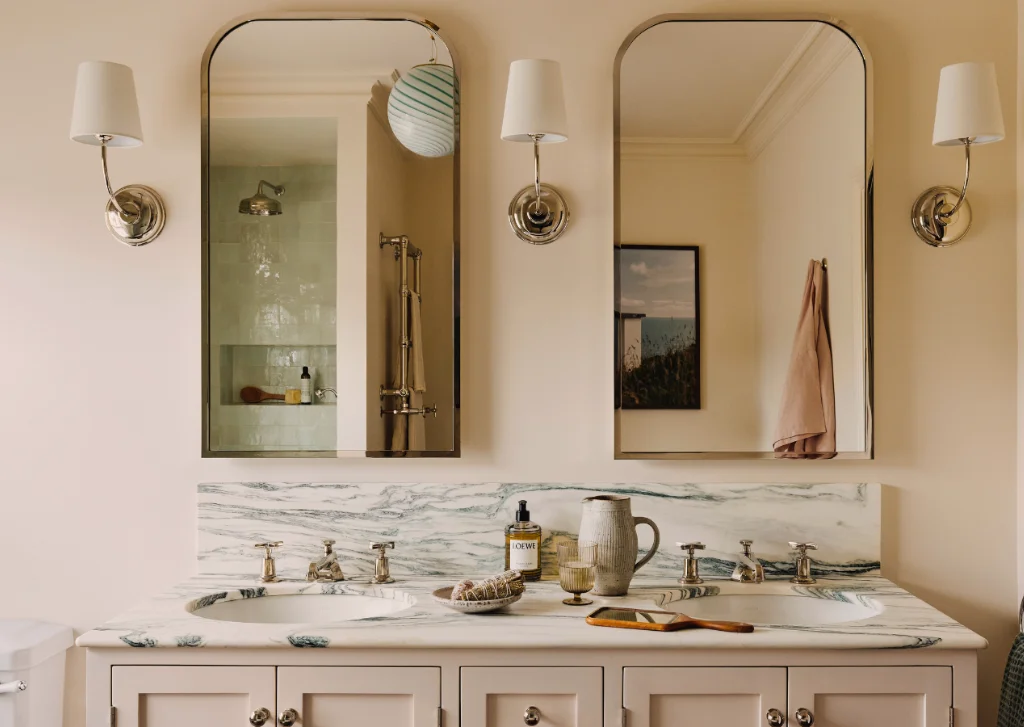 bathroom mirror design ideas in Dubai