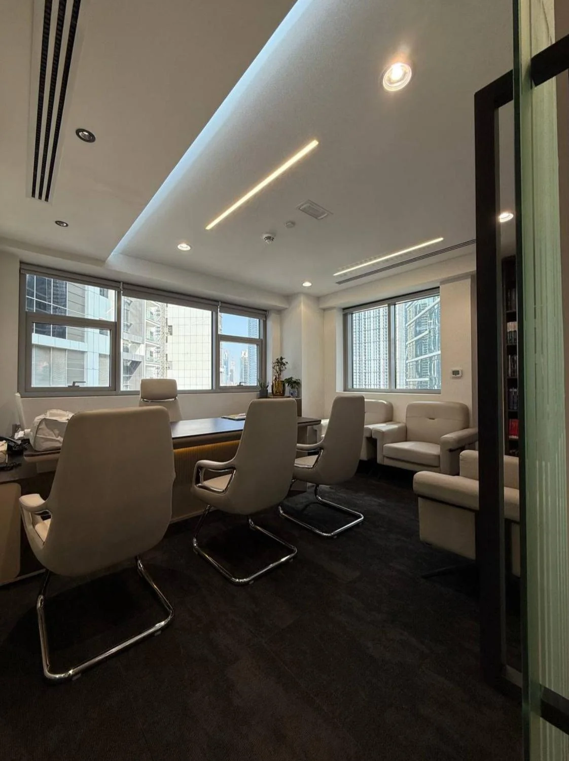 Realtor Office – Aspect Tower, Business Bay
