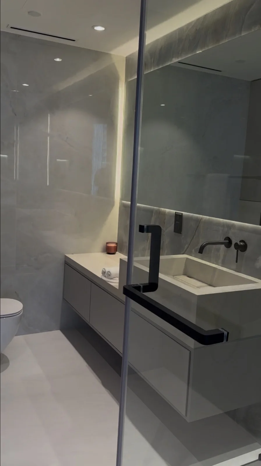 Burj Khalifa Interior Fit Out Dubai