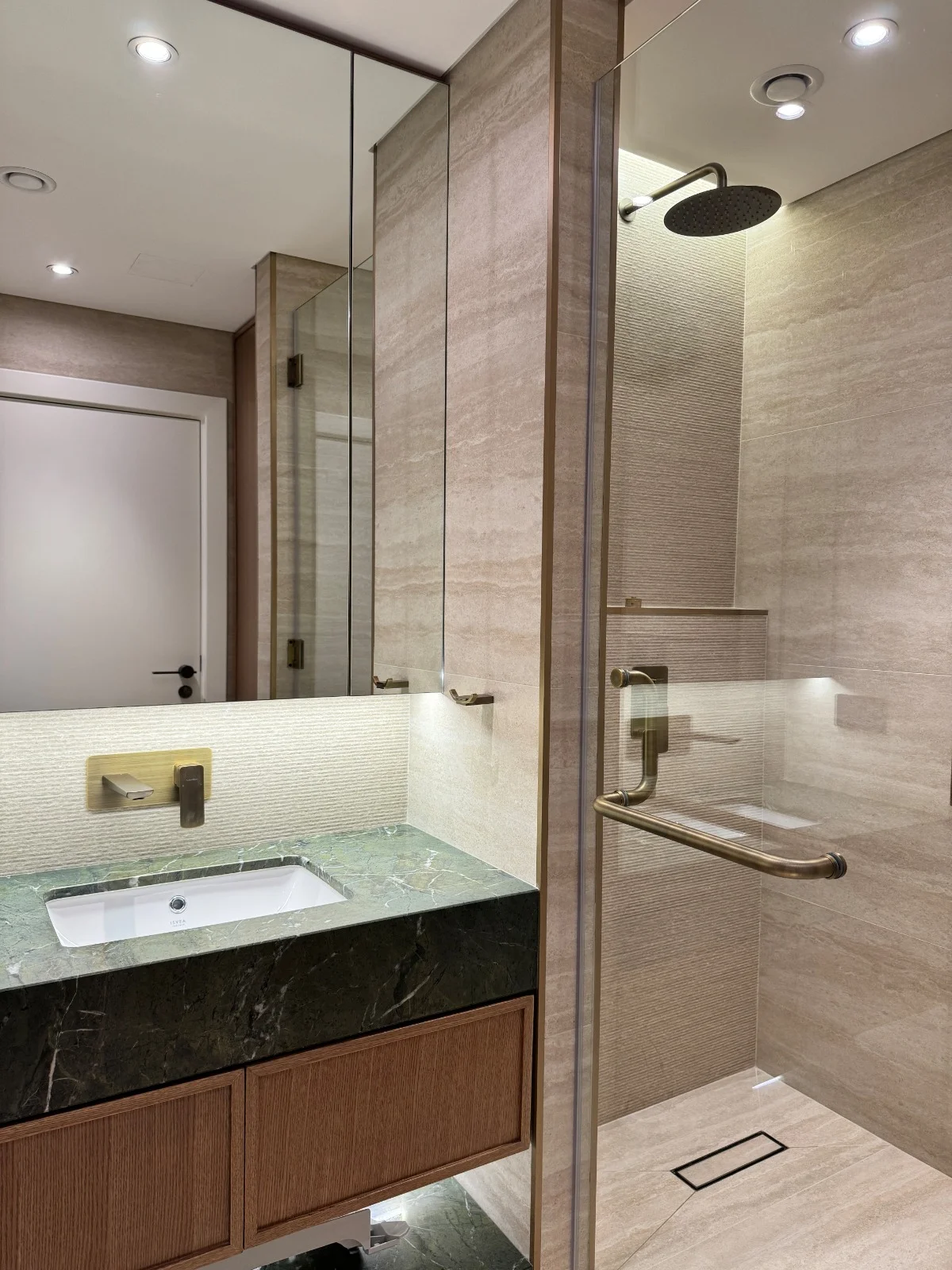 Turnkey Home Renovation in Palm Jumeirah Dubai