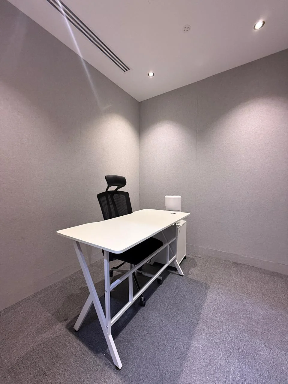Turnkey office fit-out in Dubai Internet City